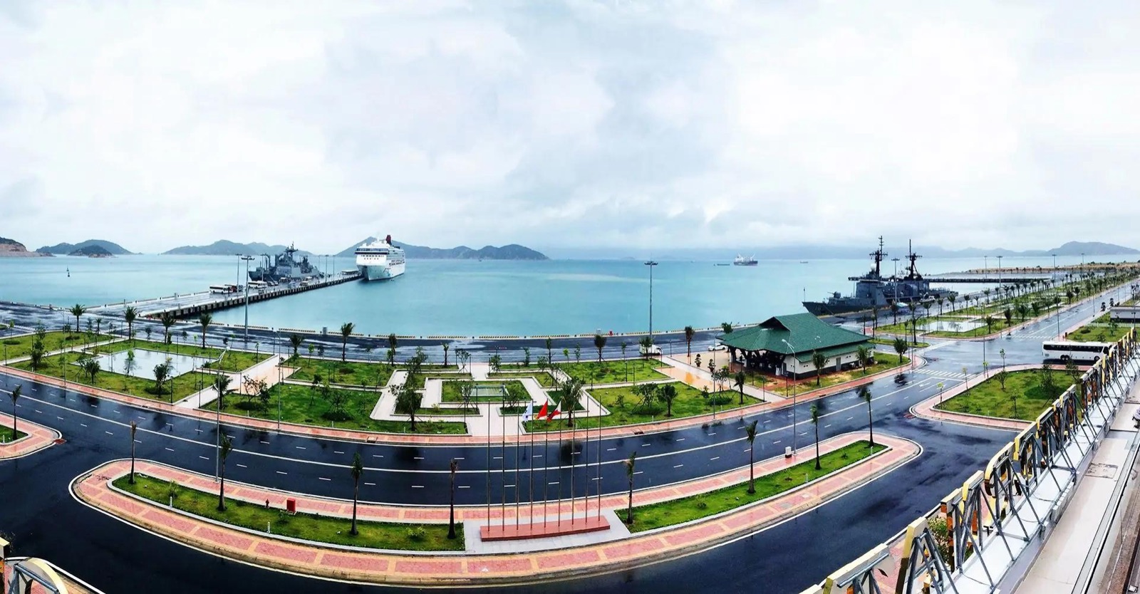 Cảng Quốc tế Cam Ranh